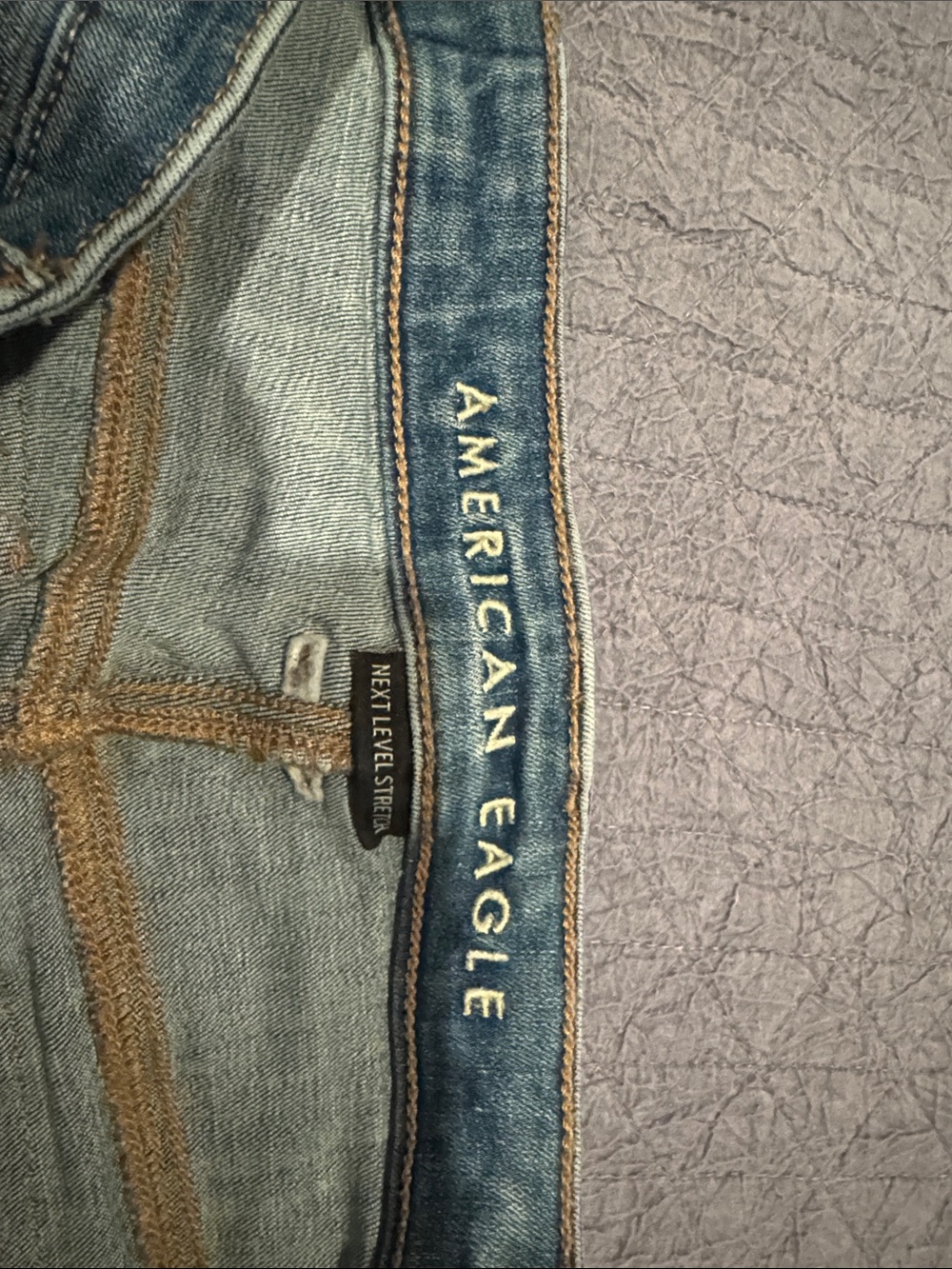 American Eagle Outfitters Blue Flare Jeans next level stretch - Picture 2 of 4